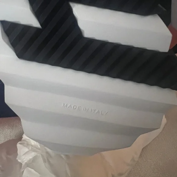 BRAND NEW HERMES BOUNCING SNEAKER